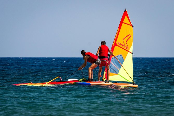 Santorini Windsurfing lessons - Who This Windsurfing Lesson in Santorini Fits Best