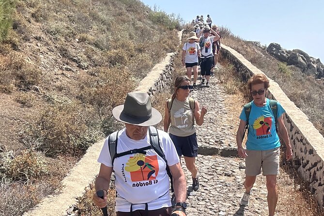 Santorini's Famous Fira to Oia Hike: A Private tour Adventure - Pickup, Private Transport, and a Guide Who Manages the Day