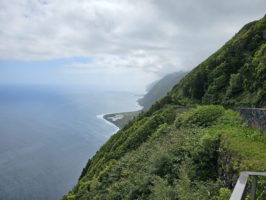 São Jorge: Island, Forest Reserve & Fajãs Guided Tour - Fajã do Ouvidor and Fajã dos Cubres: how the coastline changes near the sea