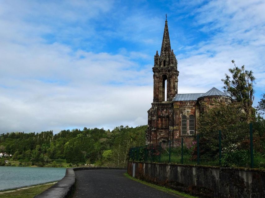 São Miguel: 2-Day Island Tour, Tea & Pineapple Plantation - Price and value: is $132 a good use of time?