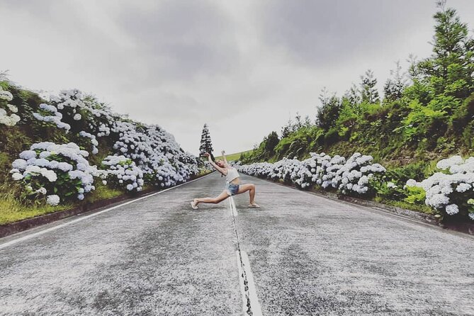 São Miguel 2-Day Tour: East & West Highlights Adventure - Comfort, group size, and how to pack like you mean it