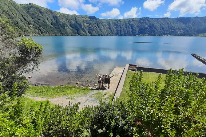 São Miguel Azores: Explore the dramatic crater of Sete Cidades - Miradouro da Ponta do Escalvado: seaside views and the Ferraria area