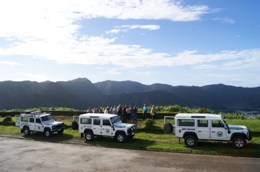 São Miguel, Azores: Sete Cidades Half-Day Jeep Tour - Vista do Rei: where everything clicks into focus