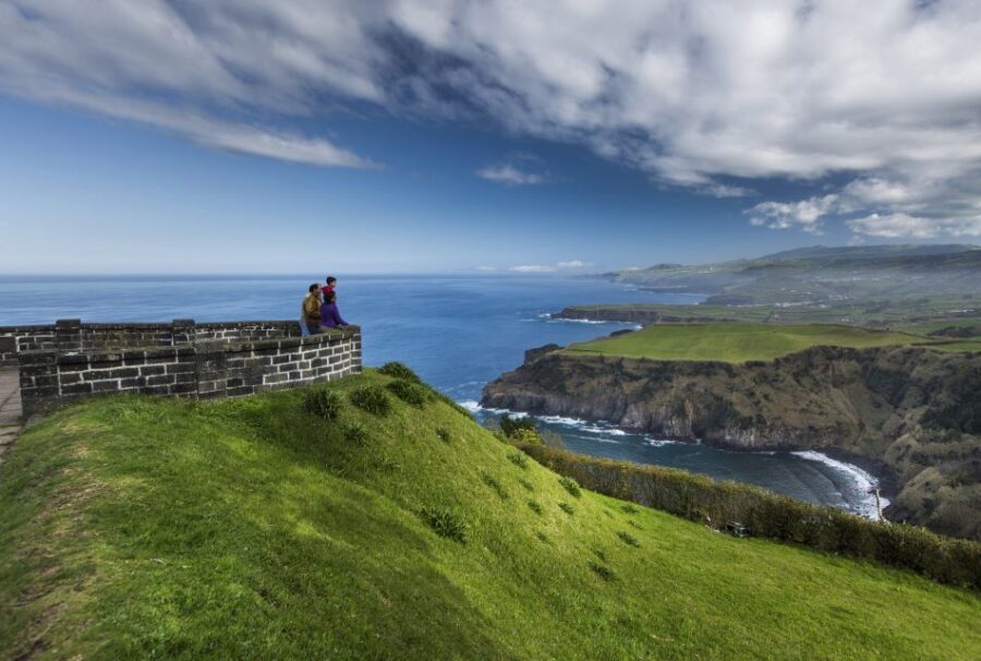 São Miguel East: Full-Day Van Tour with Lunch - Why This East São Miguel Day Feels Efficient (Without Feeling Rushed)