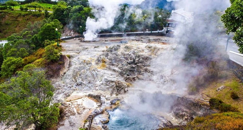 São Miguel: Furnas Volcano & Tea Plantation Tour & Lunch - Why Furnas cozido is the main event (and not just lunch)