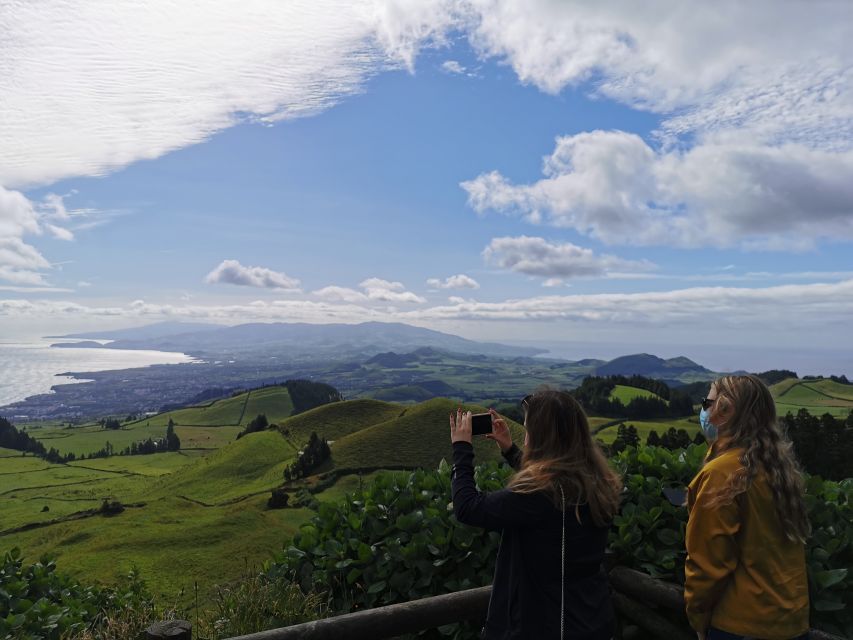 São Miguel Island: 2-Day Guided Island Tour with Meal Add-on - Weather and Fog: How This Tour Helps You Beat the Odds