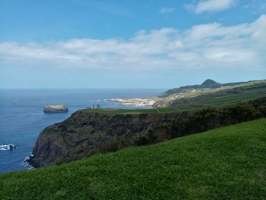 São Miguel Island: Full-Day Sete Cidades Tour - Sete Cidades First: Vista do Rei and the King’s View
