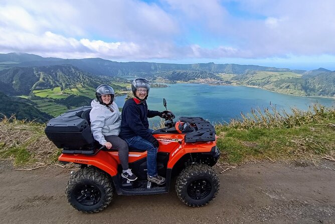 São Miguel : Sete Cidades Quad / Buggy Tour - Entering the Day: Pico da Pedra Briefing and First Drive