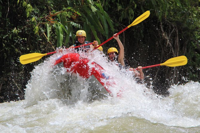 Savegre River Rafting Private Trip from Manuel Antonio - Food, snacks, and drinks: what you should expect (and what you won’t get)