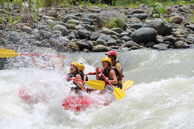 Savegre River Rafting Private Trip from Manuel Antonio - Safety briefing, then rapids: how the guide sets you up