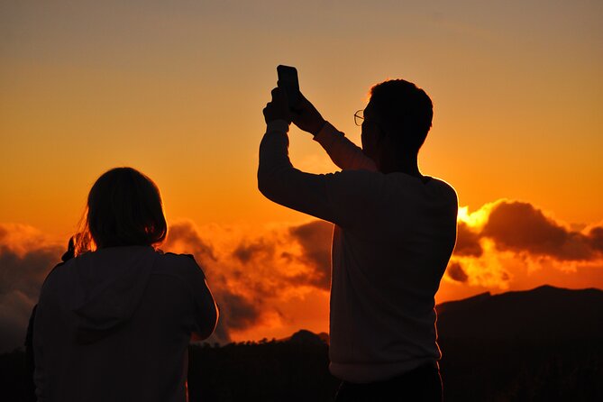 Self Drive Sunset & Stargazing in Teide National Park - No Dinner - Montaña Sámara sunset: the view that makes stargazing feel worth it