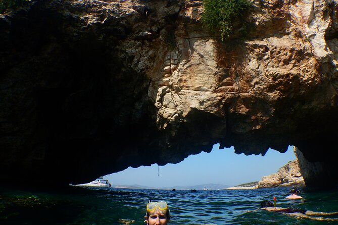 Semi-private Antiparos & Caves Blue Lagoon OR Rina Cave & Small Cyclades - Naxos Town start: timing, meeting point, and getting there smoothly