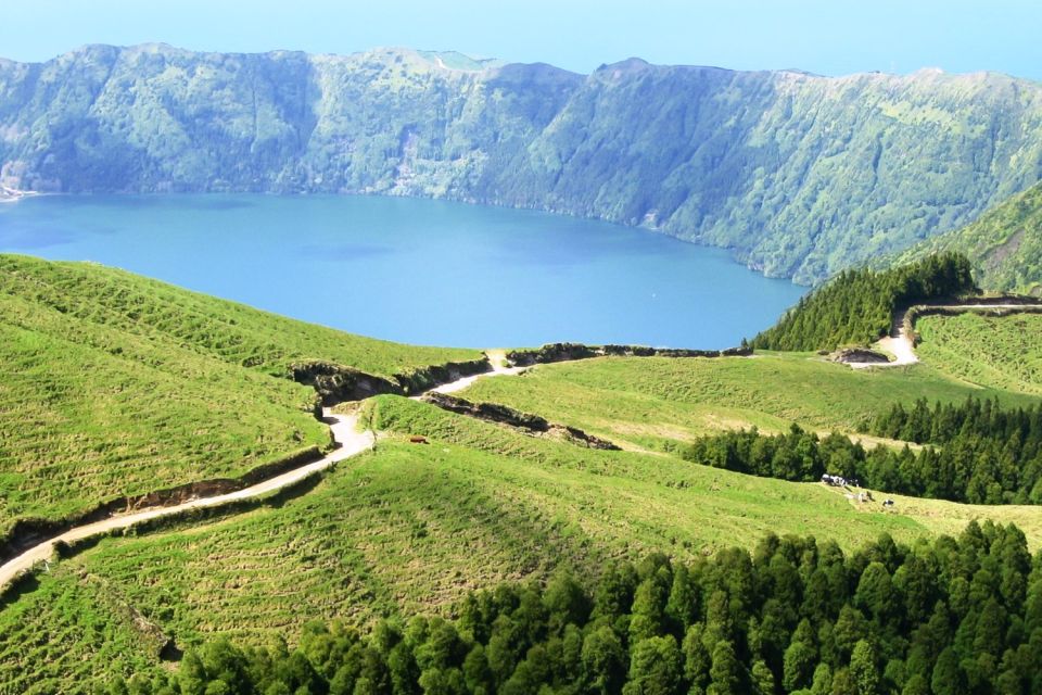 Sete Cidades Azores 4x4 Day Tour from Ponta Delgada - Key Things That Make This Tour Worth Your Time