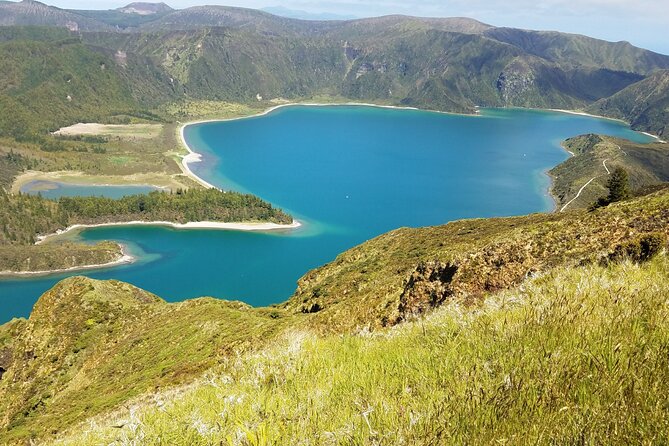 Sete Cidades & Lagoa do Fogo - Full-Day Tour - Pico do Carvão first: a photo stop that sets expectations