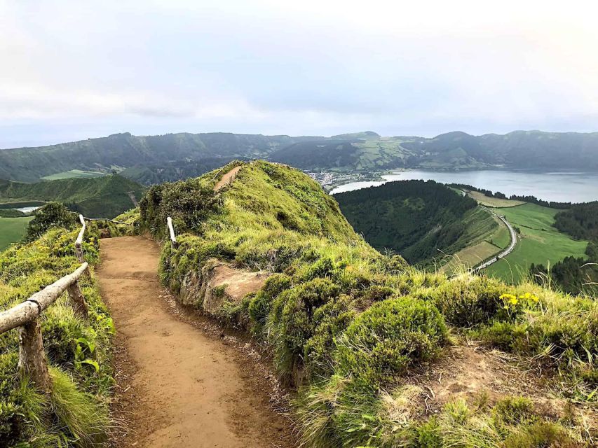 Seven Citys Tour: Sete Cidades Crater Lake Shore Excursion - Why Sete Cidades feels like Azores in one afternoon