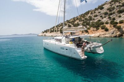 Shared Catamaran All inclusive-Day Cruise to Naxos or Paros - Shared, But Not Crowded: What Max 21 People Means on Deck
