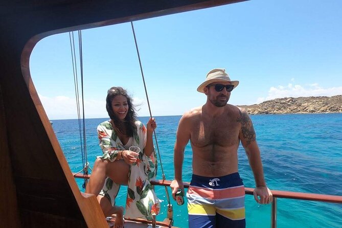 Shared Mykonos Sail Cruise to Delos and Rhenia Islands - Stop 4 and 5: Sailing Back and a Short Extra Delos Approach