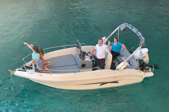 Shipwreck and Blue Caves - Private Speedboat Tour (up to 6 pax) - Navagio (Shipwreck Beach): the famous view, delivered in 10 minutes