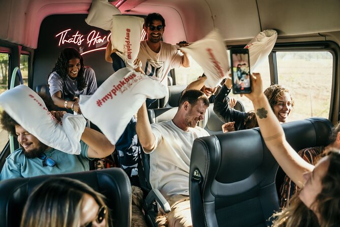 Shuttle from San Jose to La Fortuna - Onboard Comfort: WiFi, Charging, and Seating
