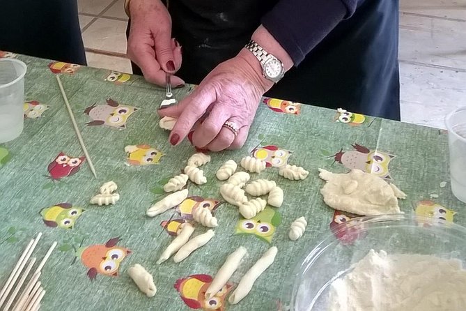 Sicilian cooking experience with a local chef - The Welcome Aperitif: Wine, Bruschetta, and Local Favorites