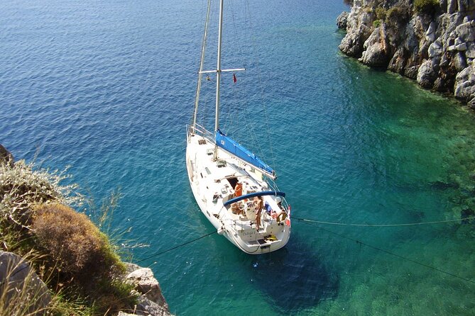 Single day Sail boat cruise with swimming, snorkeling, drinks and lunch - Who should book this cruise, and who might skip it