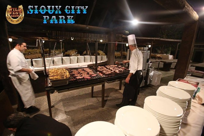Sioux City Park Entrance Ticket - Animals and pony rides: petting zoo highlights and the must-do moments