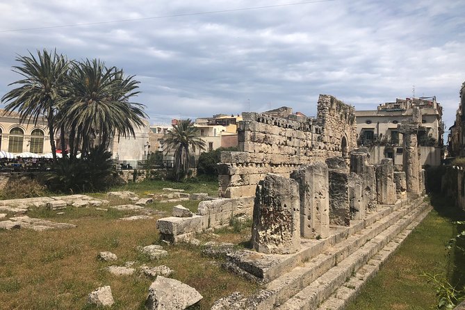 Siracusa & Noto: small group tour from Taormina - Lunch in Ortigia: what you get for the price
