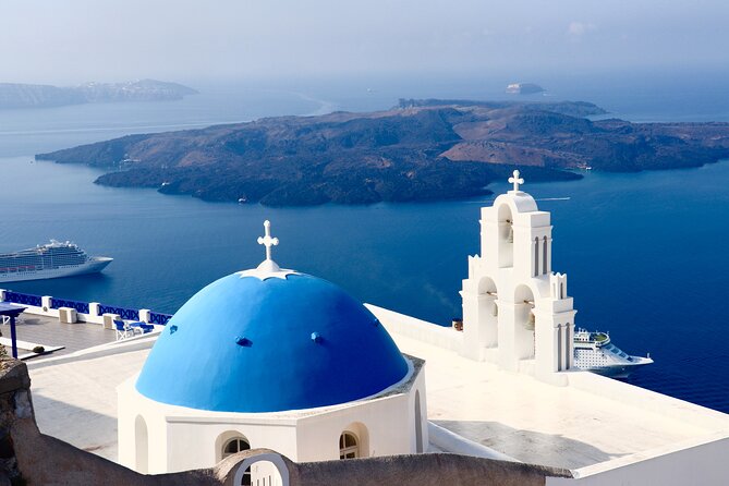 Skip Gondola Private Tour : Cruise Port pick up included - Oia Village Streets, Timing, and Photo Stops Without the Chaos