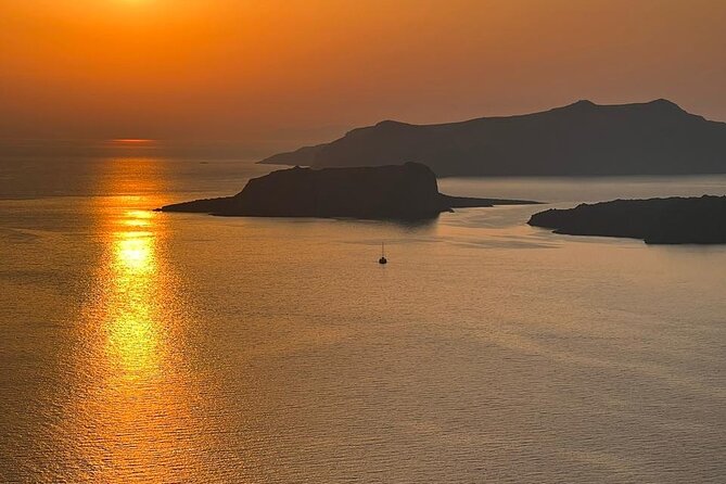 Skip Gondola Shore Excursion: No Cable Car, Water Taxi Provided! - Should you book this Santorini highlights tour?