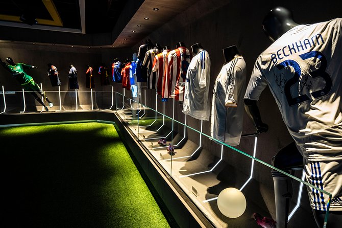 Skip the Line: Rafa Nadal Museum Xperience - Rafa Nadal Museum Xperience: A tennis shrine that feels like a game center