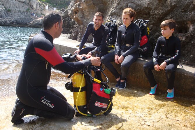 Small Group Diving Adventure in Menorca - Group Size and the Instructor Style That Makes or Breaks It