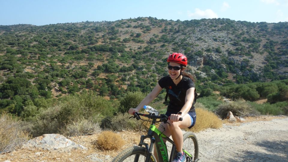 Small Villages and Cretan Nature. E-Bike tour - E-bike comfort tips that keep the day enjoyable