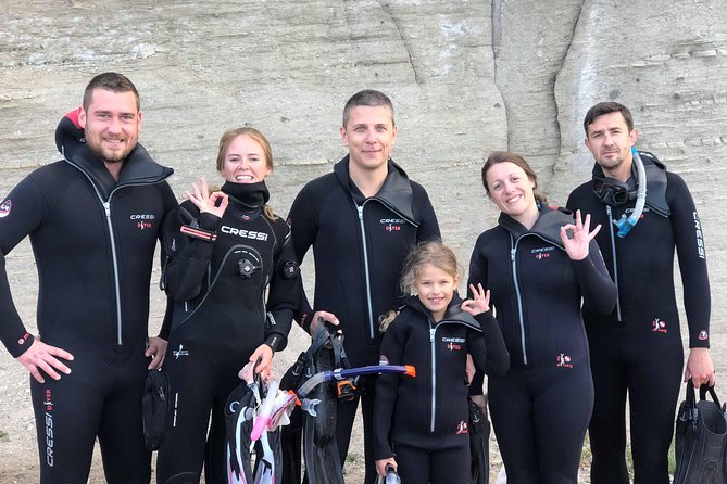 Snorkeling in Gran Canaria with Hotel Pick-up - The dive center routine: paperwork, wetsuit fitting, and quick set-up