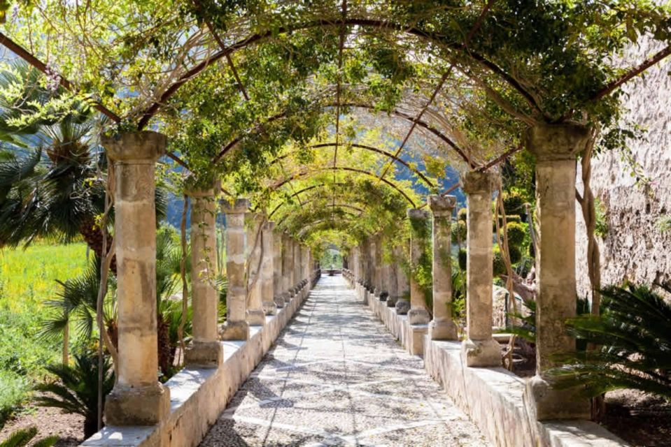 Sóller: Jardines de Alfabia Entrance Ticket - What to do in the house and gardens, step by step