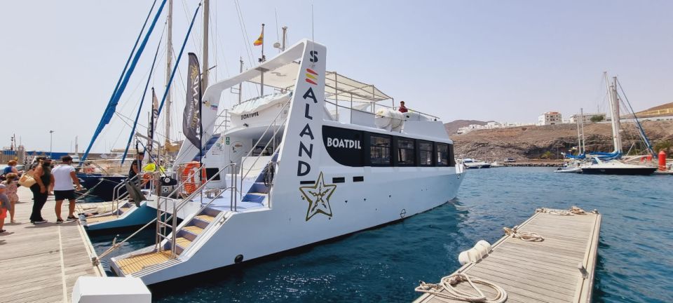 Southeast Fuerteventura: Boat Cruise with Lunch and Drinks - Who should book this cruise from Las Palmas, and who should skip it