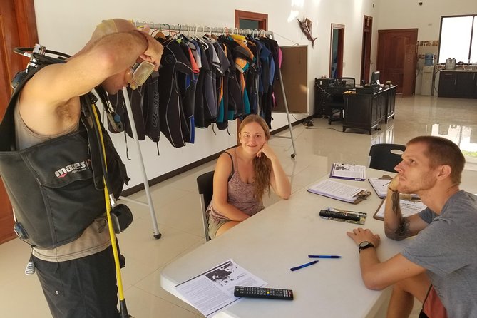 SSI Open Water Diver Course - What’s not included (and what you should pack)