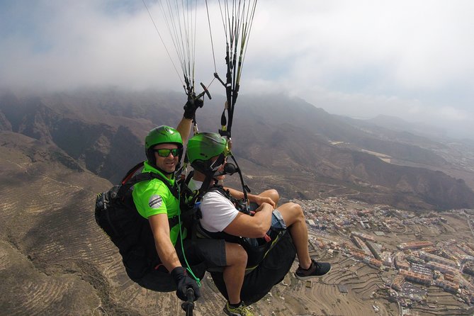 STANDARD Flight - Standard Tandem Paragliding From Costa Adeje: Quick Sky Time