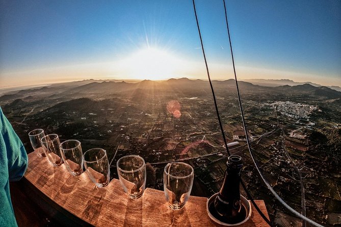 Sunrise and Sunset Experience Hot Air Balloon Ride Mallorca - Price, included perks, and whether the small-group size is worth it