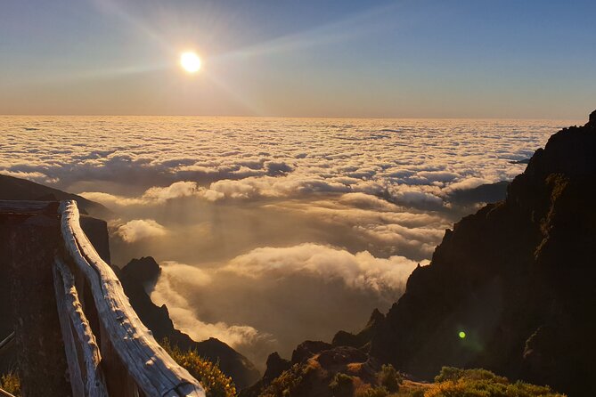 Sunrise in Areeiro Peak - Camacha to Pico do Areeiro and Back: The Scenic Loop That Feels Like a Local Drive
