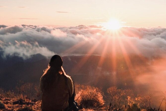 Sunrise Transfer To Pico Do Arieiro, Hike To Pico Ruivo & Return From Teixeira - Hike Segment: Pico do Arieiro to Pico Ruivo via tunnels and stairs