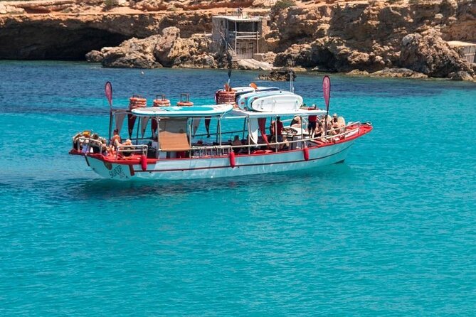 Sunset Beach Tour 3 HS all Inclusive ( Paddle boards , Kayaks & Snorkeling) - Golden-hour value on a 3-hour Ibiza sunset cruise