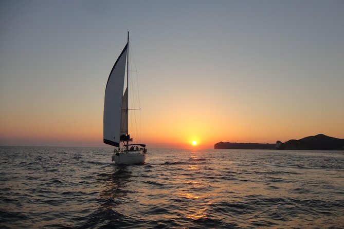 Sunset Caldera Sailing Cruise - Why this sunset sailing cruise feels calmer than most