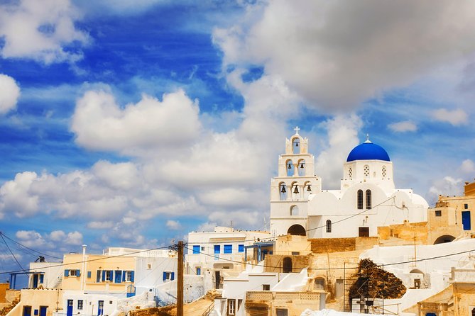 Sunset In Oia & Traditional Villages Bus Tour - Stop 3: Pyrgos Kallistis, Skaros ruins, and that top-of-town view