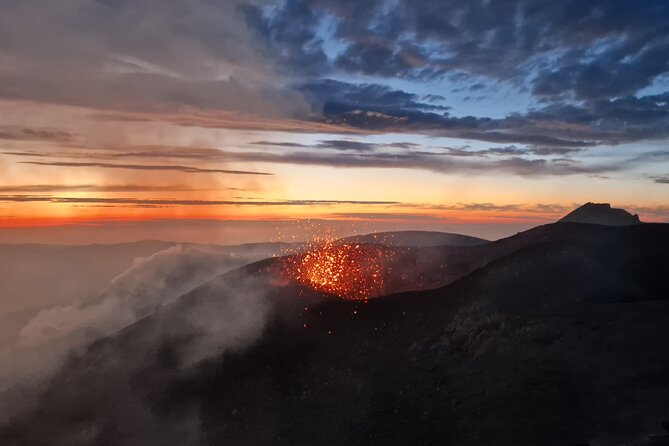Sunset Mount Etna Tour from Taormina - Dinner at the foothills: the meal stop you shouldn’t ignore