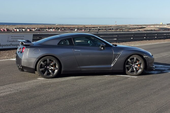 Supercar Experiences on the Circuit of Maspalomas - Supercars and Car Options: The Mazda MX5 Factor