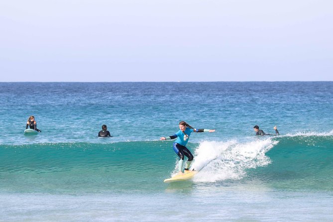 Surf Class at Corralejo - Instructors and technique: small-group coaching that actually sticks