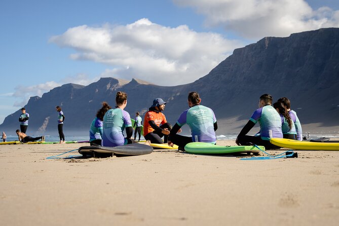 Surf Lesson for Beginners in Famara: Introduction in Surfing - Safety basics you’ll actually use: rips and choosing where to go