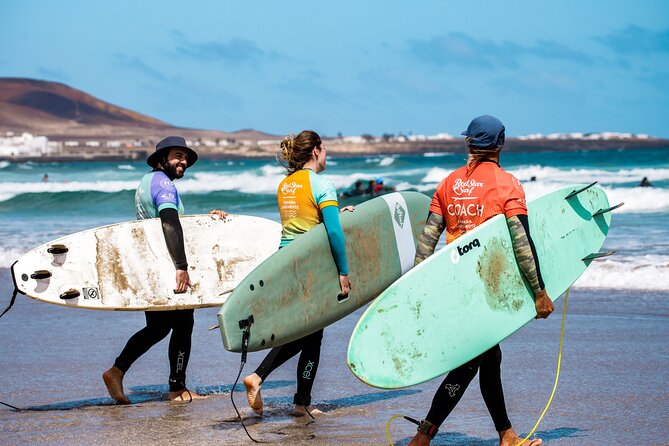 Surf Lesson for Beginners in Famara: Introduction in Surfing - Gear that makes learning easier (and why it’s included)