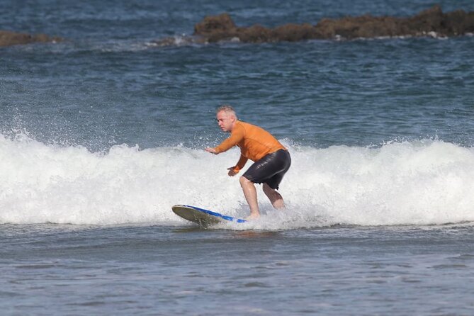 Surf Lesson in Tamarindo: Private and Group - Instructors and teaching style: patient, step-by-step, and ready to adjust
