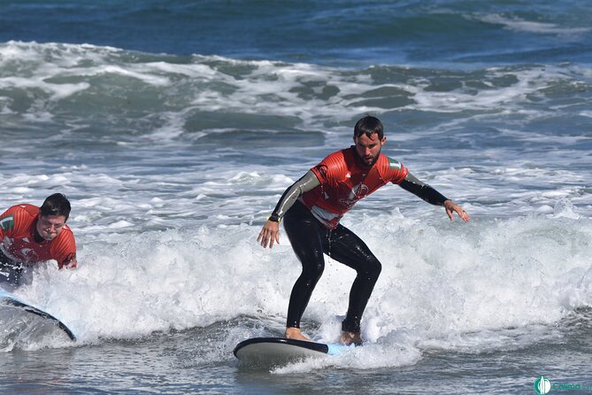 Surf lessons in Famara 9:15-14:30h (4 hours of class) - Instructors: friendly, focused, and actually helpful on technique